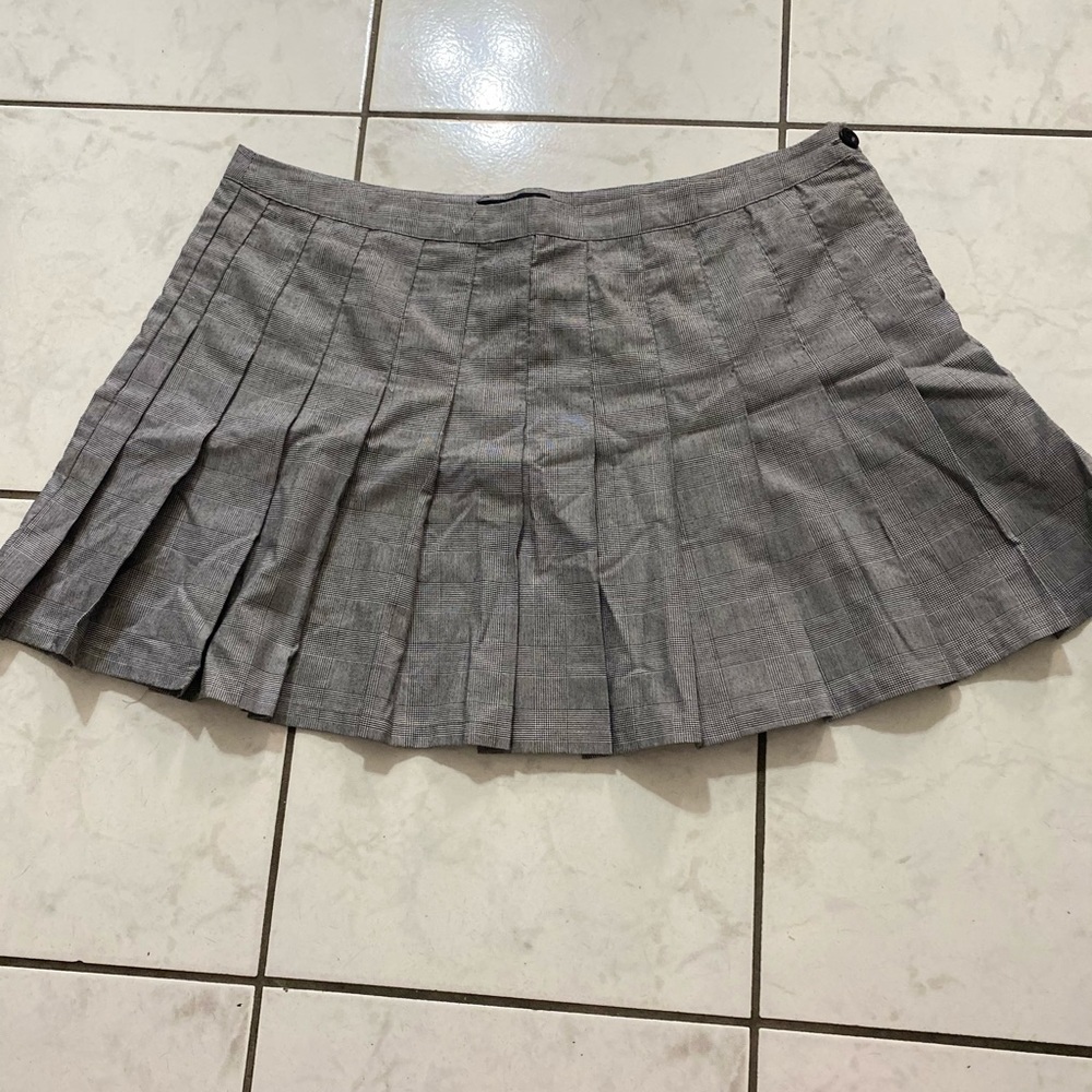 Pleated plaid skirt